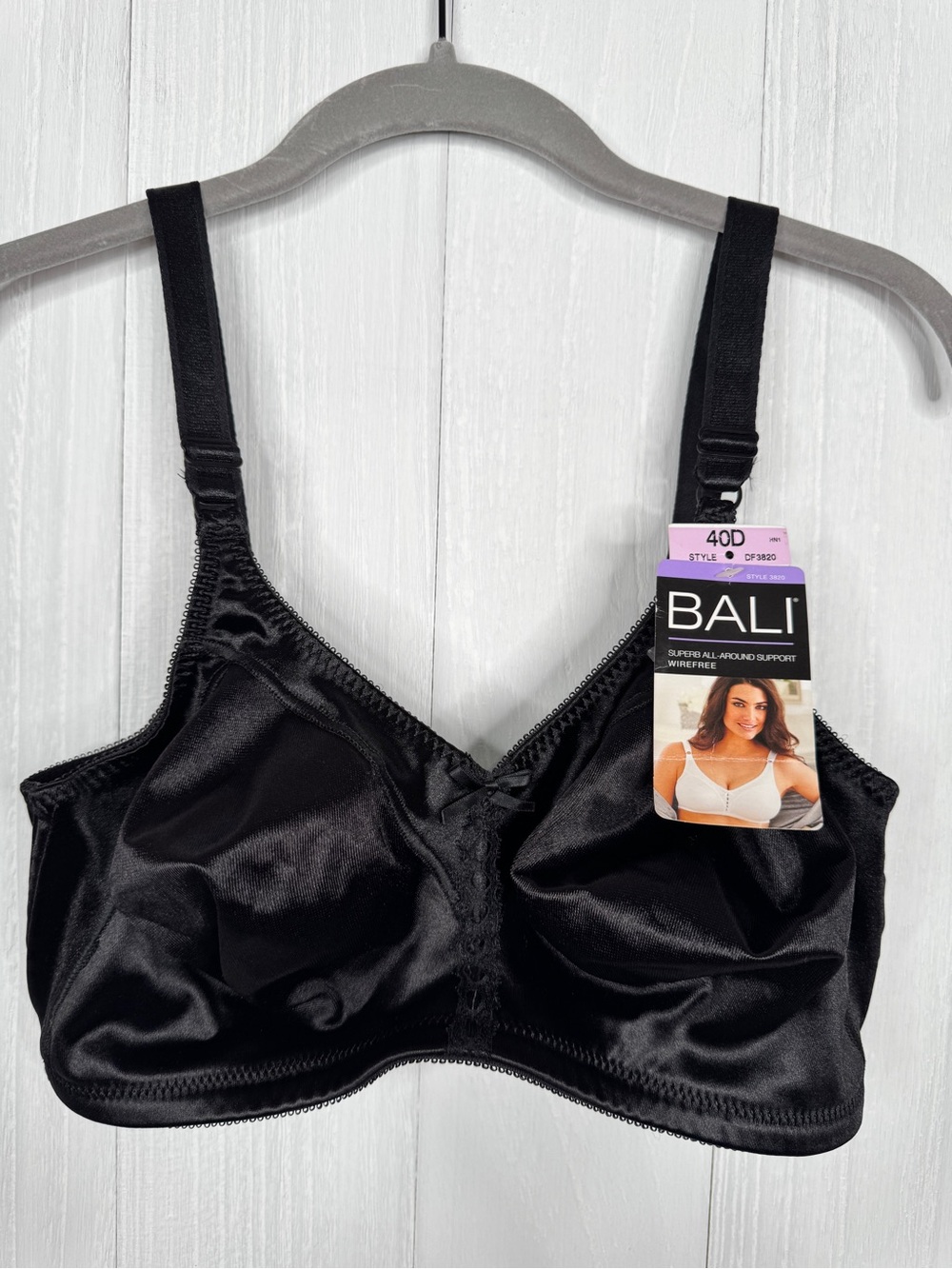 Bali Double Support Wirefree Bra Black 40D Smooth Satin Wireless DF3820 NWT